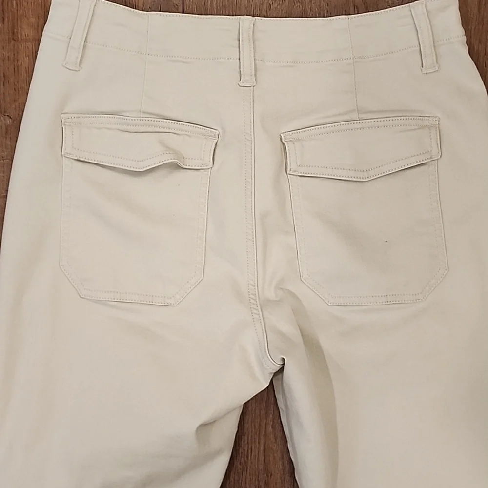 Cabi Compass Pant Oyster Beige Utility Joggers Zipper Ankle Style 6265 Size 6
